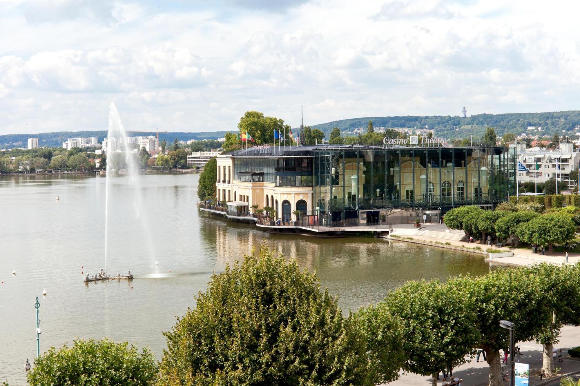 Hotel Barriere Le Grand Hotel Enghien-Les-Bains Kültér fotó